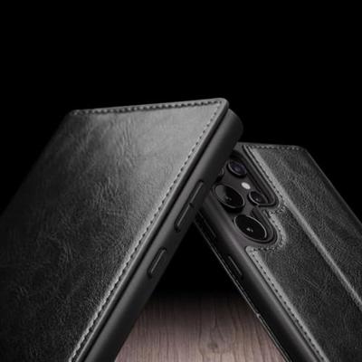 Qialino - Samsung Galaxy S24 Ultra - Leren bookcase hoes - Zwart Qialino - Samsung Galaxy S24 Ultra - Leren bookcase hoes - Zwart