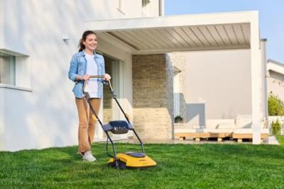 STIGA AERO 132e Accu-grasmaaier Accu In hoogte verstelbare greep met klapfunctie, Incl. accu, Incl. oplader 750 W 20 V Snijbreedte max. 30 cm Geschikt voor