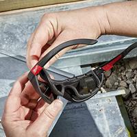 Milwaukee Accessoires performance veiligheidsbril | gepolariseerd | met afdichting - 4932471886 - thumbnail