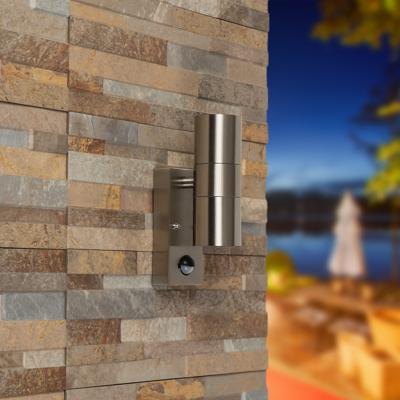 Jasmin wandlamp - RVS - Bewegingsmelder en schemerschakelaar - IP44 spatwaterdicht - - Up & Downlight voor buiten - Exclusief GU10 lichtbronnen