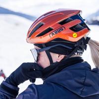 Abus helm powerdome mips shiny white m 54-58cm - thumbnail