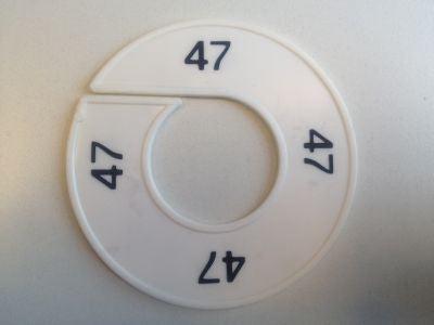 Maatring wit/zwart 47