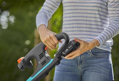 Gardena Accu heggenschaar easycut 4018v p4a set