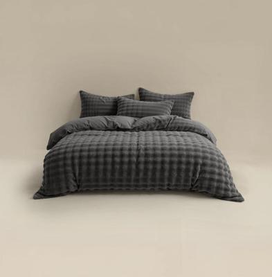 RoyalTextile - Pom Pom Dekbedovertrek - Teddy - Antraciet - 240 x 220 RoyalTextile - Pom Pom Dekbedovertrek - Teddy - Antraciet - 240 x 220