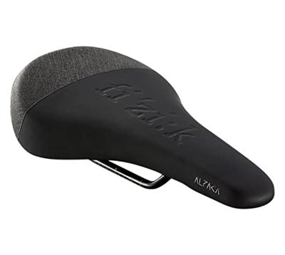 Fizik gravita alpaca x5 saddle + tool carrier