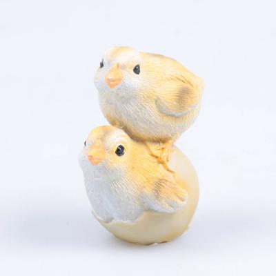 Farmwood Animals Tuinbeeld kuikentjes op elkaar 8cm