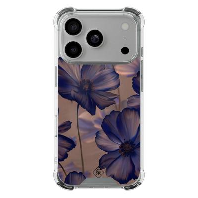iPhone 17 Pro shockproof hoesje - Twilight petals