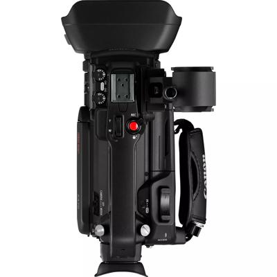 Canon XA70