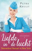 Stewardess Hannah in New York - Petra Kruijt - ebook - thumbnail