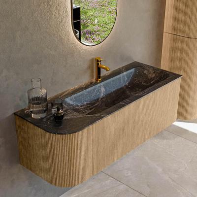 Mondiaz KURVE-DLUX 125 cm Onderkast Greeploos 1 Lade Met Deuren Oak, Wastafel Solid Surface Rechts Lava 1 Kraangat Zonder Spiegel (KRVBGM125L1L1D1KR-Oak/Lav)