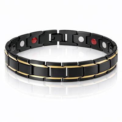 Magnetische heren armband Edelstaal Mat Zwart met goudkleurig Magnetische heren armband Edelstaal Mat Zwart met goudkleurig
