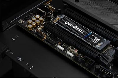 Goodram PX500 GEN.3 SSDPR-PX500-01T-80-G3 internal solid state drive 1 TB M.2 PCI Express 3.0 NVMe 3D NAND