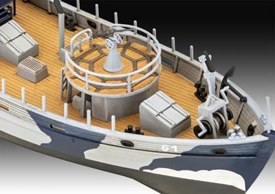 Revell 1/144 KFK Kriegsfischkutter model set Revell 1/144 KFK Kriegsfischkutter model set