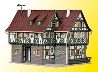 Vollmer 43683 H0 Ingestelde met lunchroom met eissalon Vollmer 43683 H0 Ingestelde met lunchroom met eissalon