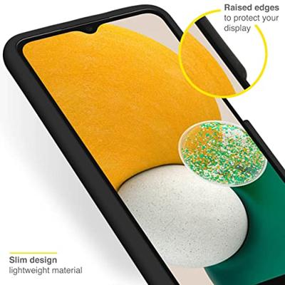Accezz Liquid Silicone Backcover voor Samsung Galaxy A13 (5G) / A04s Telefoonhoesje Zwart - thumbnail