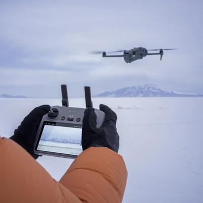 DJI Mavic 4 Pro Including RC331 Smart Controller
