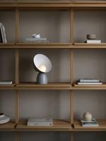 Kleine grijze tafellamp met schakelaar en e14 fitting &apos;Hello&apos; DFTP - thumbnail