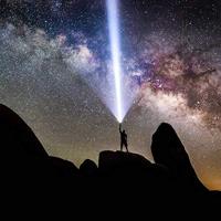 Varta oplaadbare zaklamp metaal LED 5W focusbaar - 5749082 - thumbnail