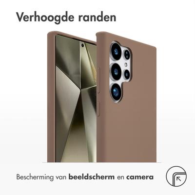 Accezz Liquid Silicone Backcover met MagSafe voor Samsung Galaxy S24 Ultra Telefoonhoesje Bruin Accezz Liquid Silicone Backcover met MagSafe voor Samsung Galaxy S24 Ultra Telefoonhoesje Bruin