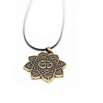 Ohm Mandala Ketting Tibetaans - Goudkleurig