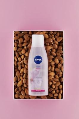 Nivea Essentials tonic verzachtend 200 Milliliter Nivea Essentials tonic verzachtend 200 Milliliter