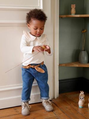 Babyjeans met stoffen riem denim stone Babyjeans met stoffen riem denim stone
