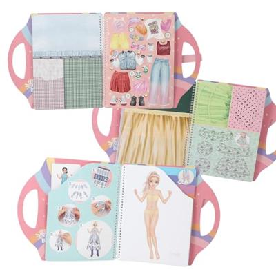 TOPModel Dress Me Up collageboek