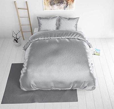 RoyalTextile - Beauty Skin Care Dekbedovertrek Micropercal - Silver - 240 x 220 RoyalTextile - Beauty Skin Care Dekbedovertrek Micropercal - Silver - 240 x 220