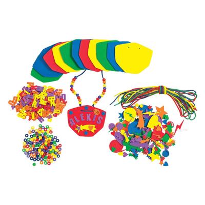 Colorations - superheld hanger knutselset, 12dlg. Colorations - superheld hanger knutselset, 12dlg.