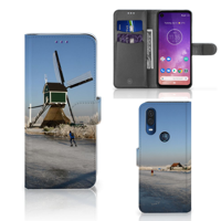 Motorola One Vision Flip Cover Schaatsers - thumbnail