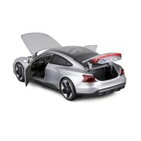 Bburago Audi RS e-tron GT 2022, silber 1:18 Auto - thumbnail