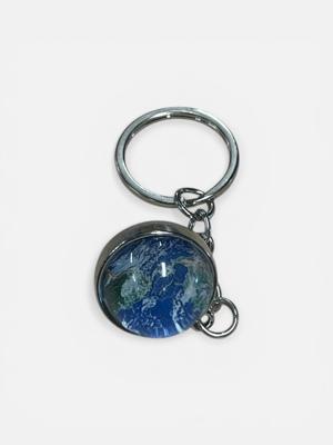 Sleutelhanger Aardbol - Sleutelhangers - Spiritueelboek.nl