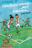 Voetbalschoenen met plakband - Corien Oranje - ebook