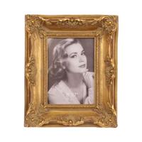 A RESIN PHOTO FRAME
