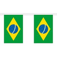 Brazilie vlaggenlijn slinger - 300 cm - polyester - met 10 vlaggetjes - binnen/buiten Brazilie vlaggenlijn slinger - 300 cm - polyester - met 10 vlaggetjes - binnen/buiten
