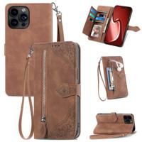 iPhone 15 Plus hoesje - Bookcase - Koord - Pasjeshouder - Portemonnee - Bloemenpatroon - Kunstleer - Bruin