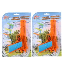 2x Waterpistolen/waterpistool oranje van 18 cm kinderspeelgoed