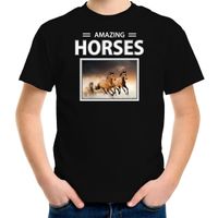 Bruin paarden t-shirt met dieren foto amazing horses zwart voor kinderen - thumbnail