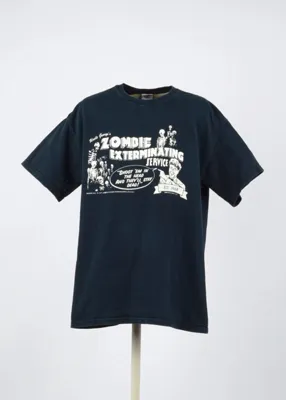 Gildan T-shirt in Black size M