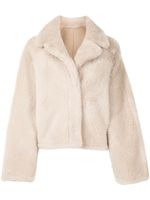 Goen.J veste crop en peau lainée - Tons neutres