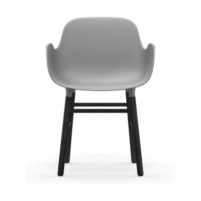 Normann Copenhagen Form armstoel Grey vierpoot zwart eikenhout