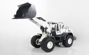 RC4WD 1/14 Scale Earth Mover 870K Hydraulic Wheel Loader (White) (VV-JD00032)