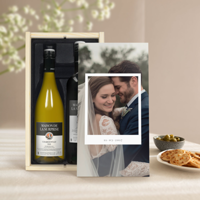 Wijnpakket in bedrukte kist - Maison de la Surprise - Merlot en Chardonnay