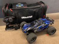 Tweedehands Traxxas Rustler 4x4 VXL Ultimate Brushless - Blauw incl. Tas en LED!