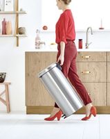 Brabantia newIcon pedaalemmer 30 liter met kunststof binnenemmer - Matt Steel Fingerprint Proof - thumbnail