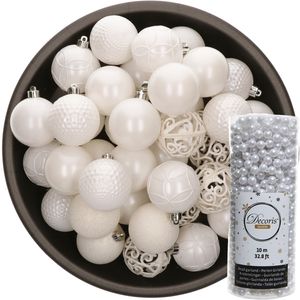 37x stuks kunststof kerstballen 6 cm inclusief kralenslinger wit