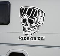 Rijden of sterven caravan sticker