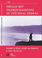 Omgaan met zelfbeschadiging en suïcidaal gedrag (Paperback)