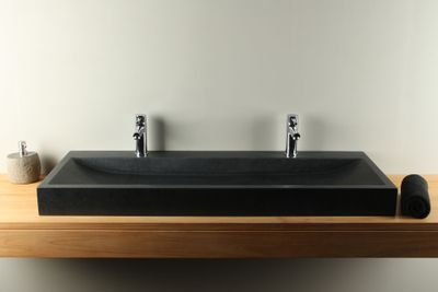 Natuursteen wasbak basaltsteen 120 cm BAS-004-2k
