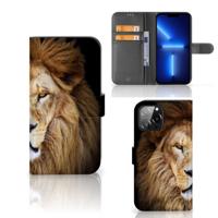iPhone 13 Pro Max | Telefoonhoesje | Met pasjeshouder | Leeuw